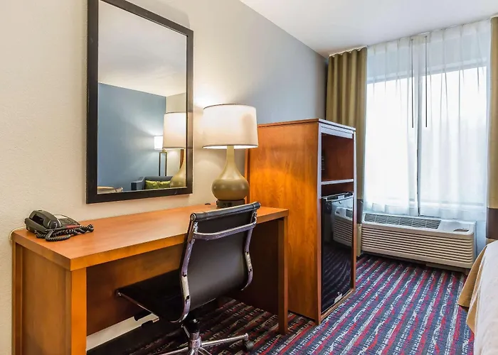 Inn Comfort Near I-255