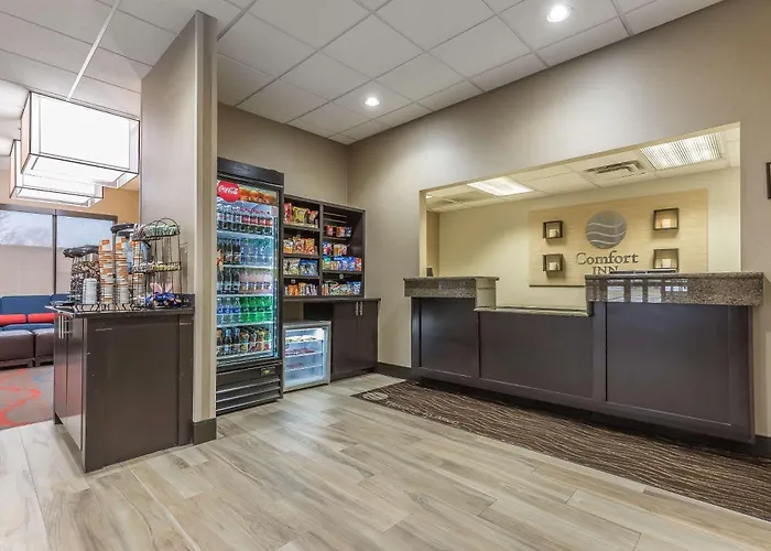 Inn Comfort Near I-255 Alton