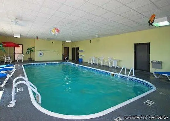 Comfort Near I-255 Inn